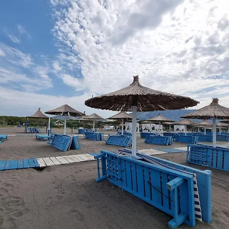 Beachfront, Tirana Guest House Velipoje Exterior photo
