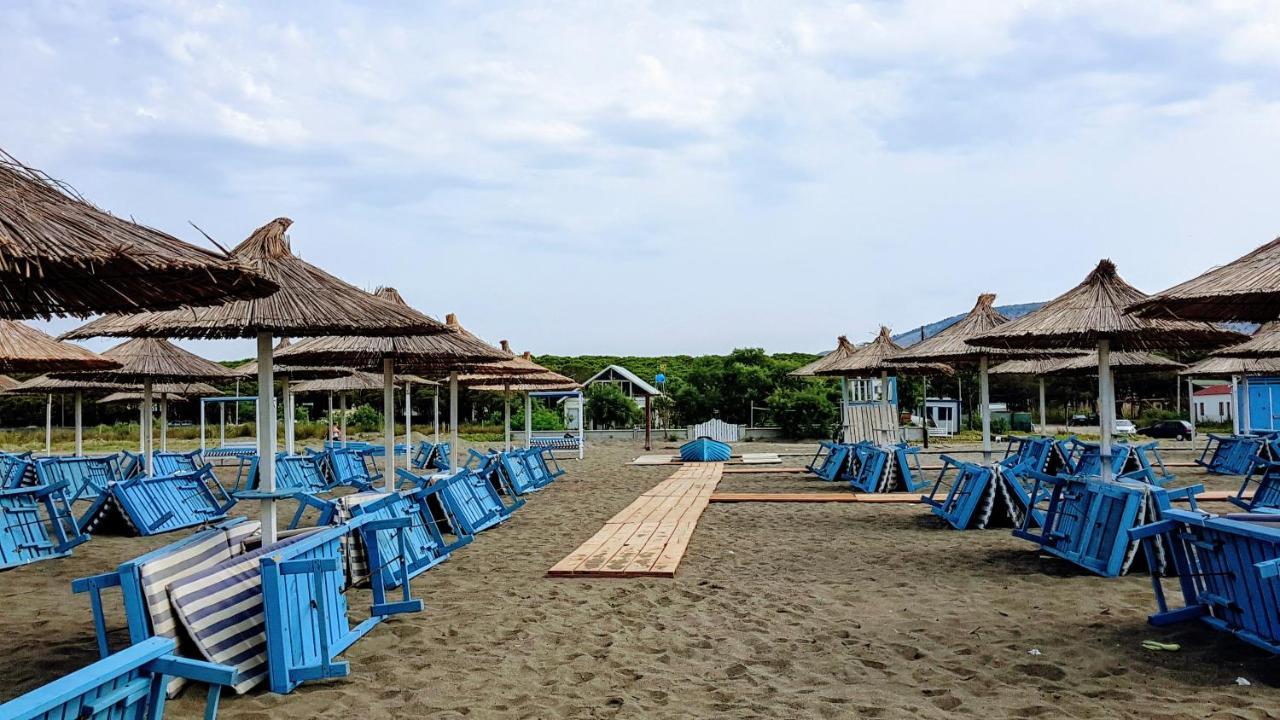 Villa Beachfront, Tirana